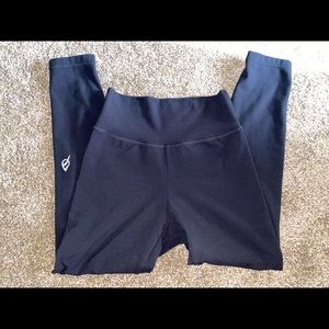 P’tula Mayra Plush Legging- Black